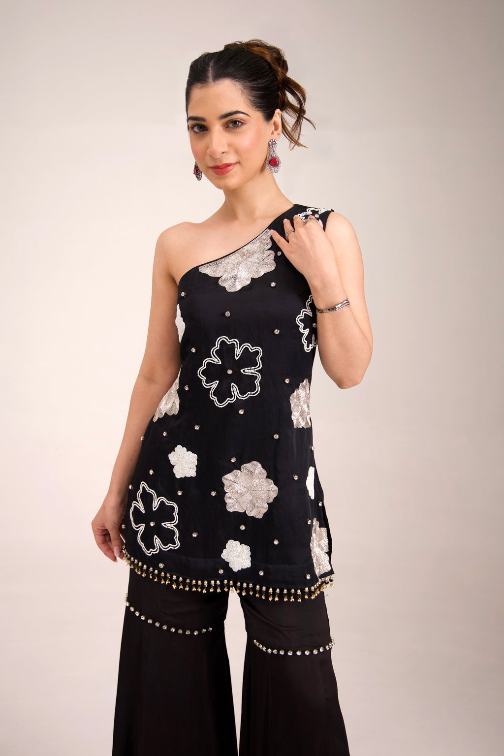Ruby Sharara set
