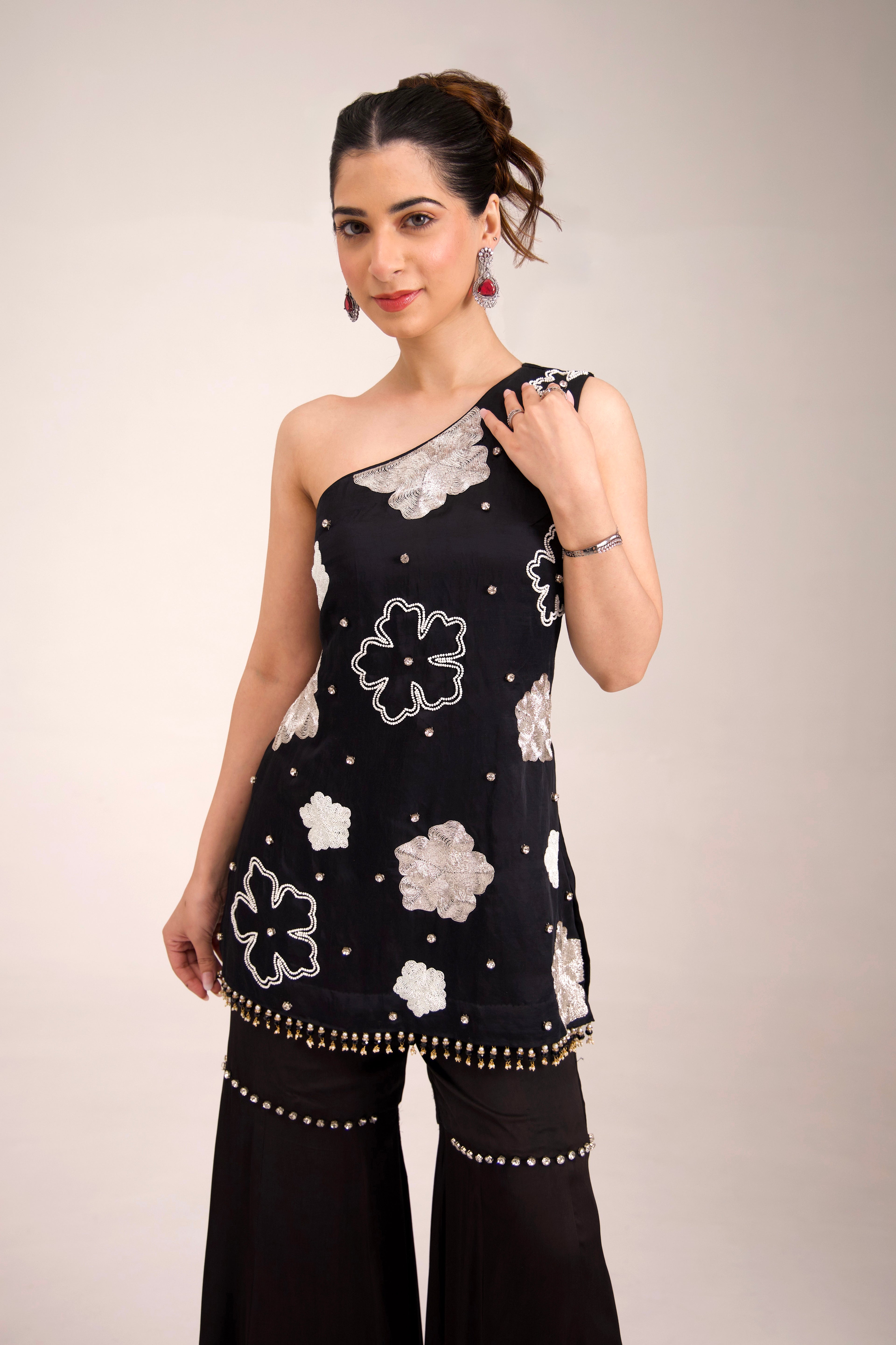 Ruby Sharara set