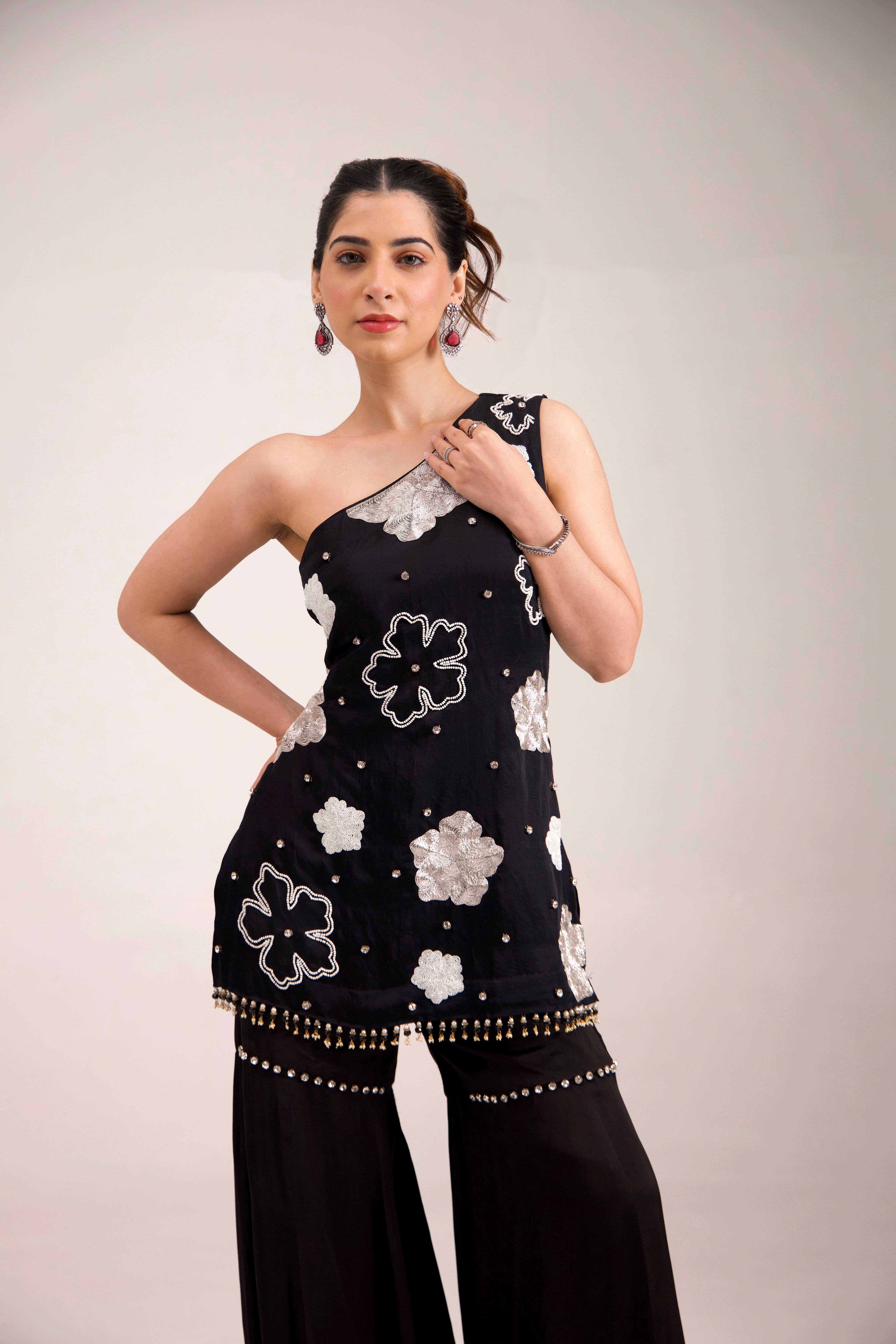 Ruby Sharara set