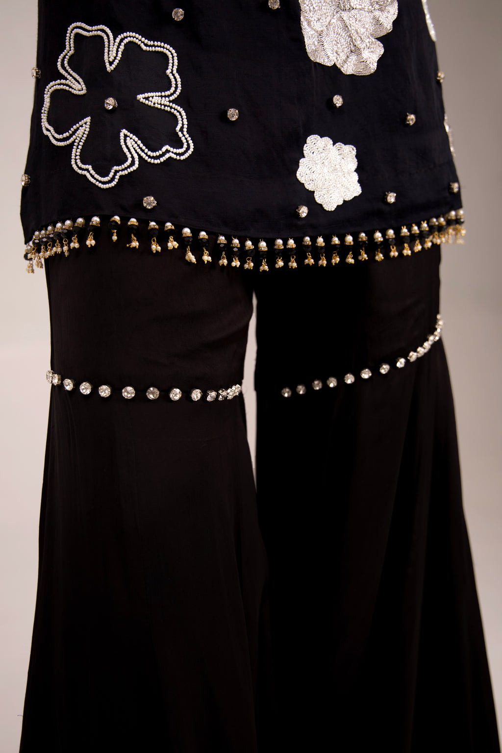 Ruby Sharara set